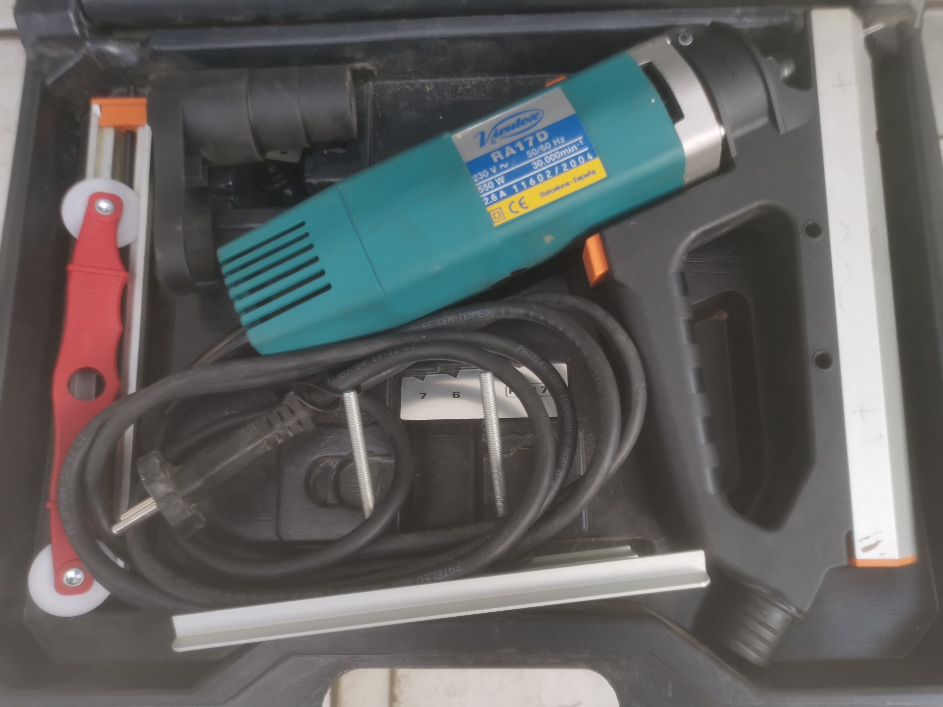 ABLAKSZIGETELÉS MARÓ 10000 Ft/nap 100e Ft kaució